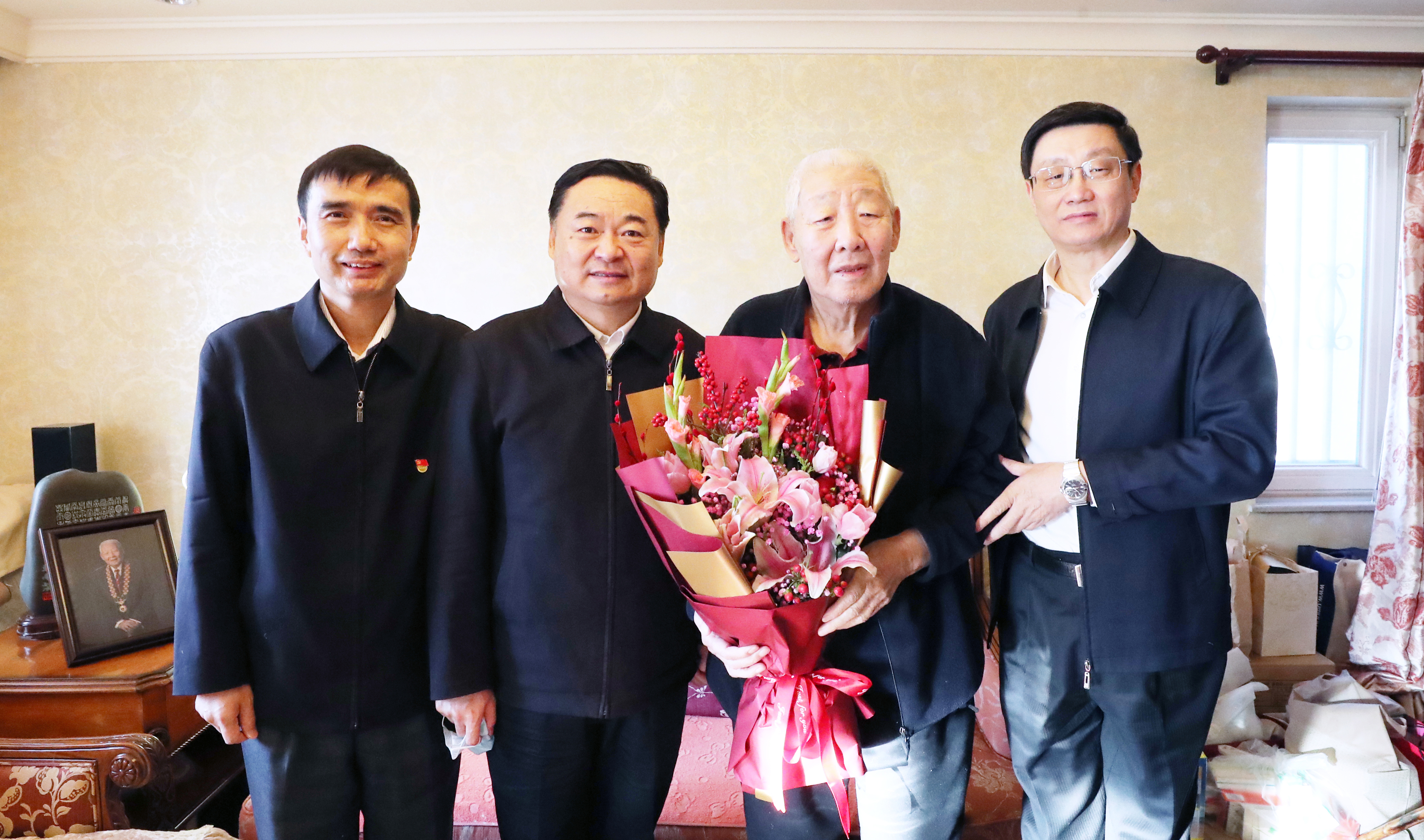 郝鵬、國資、央企、國資委、書記、主任、國企、企業改革